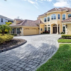 Mastering Driveway Cleaning: Expert Tips from HomeSmiles