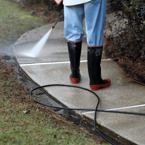 A Step-by-Step Guide on How to Effectively Pressure Wash Your Sidewalk