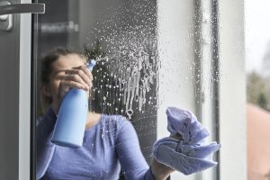 The Benefits of Deionized Water for Streak-Free Window Cleaning