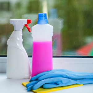 Window Washing Made Easy: Best Liquids and Tools for Streak-Free Results