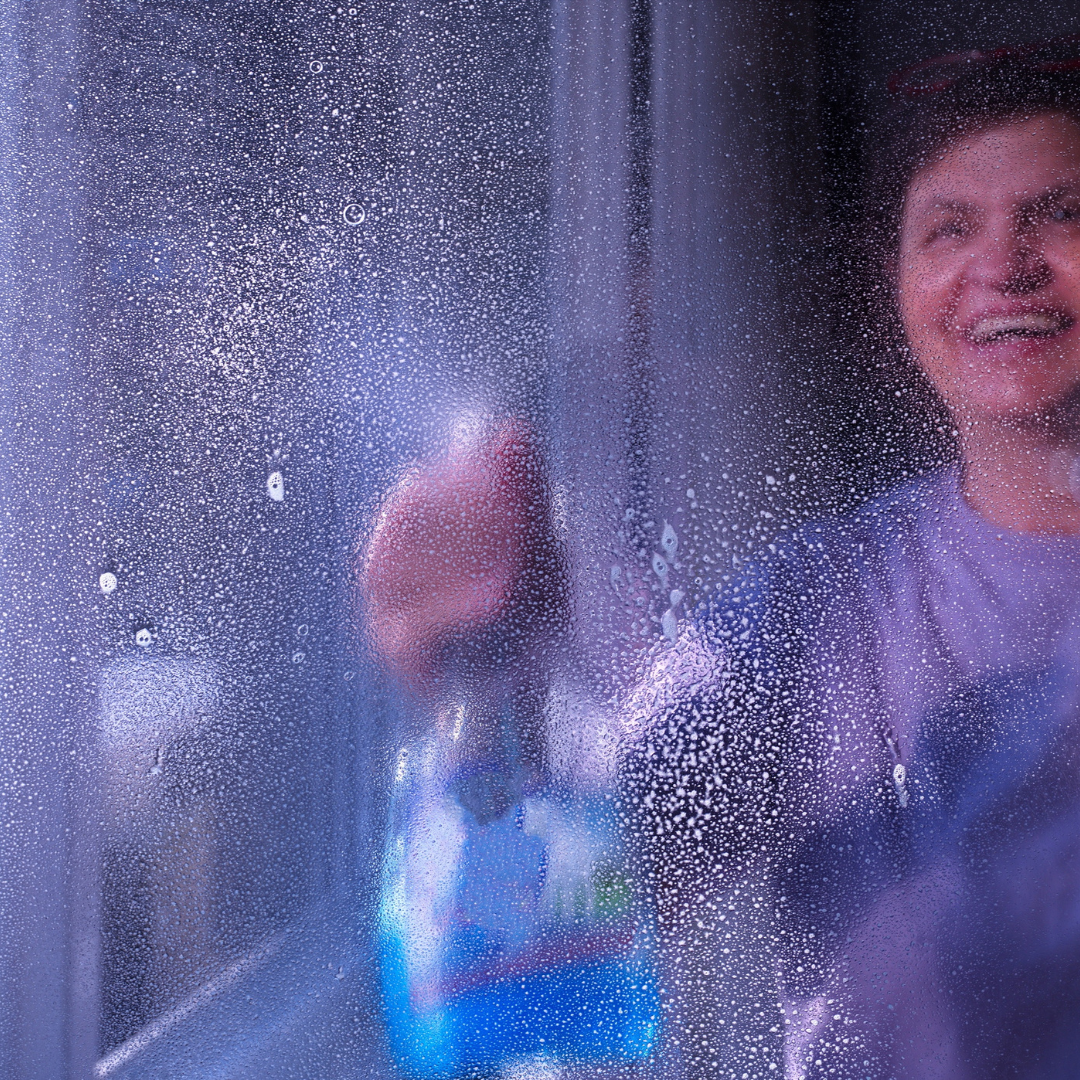 The Best Non-Streak Window Cleaner: Expert Tips for Sparkling Windows