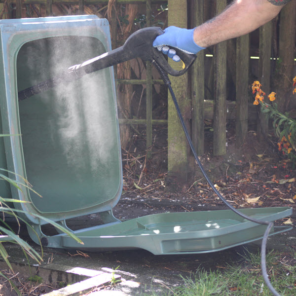 Trash Can/Recycle Can Cleaning