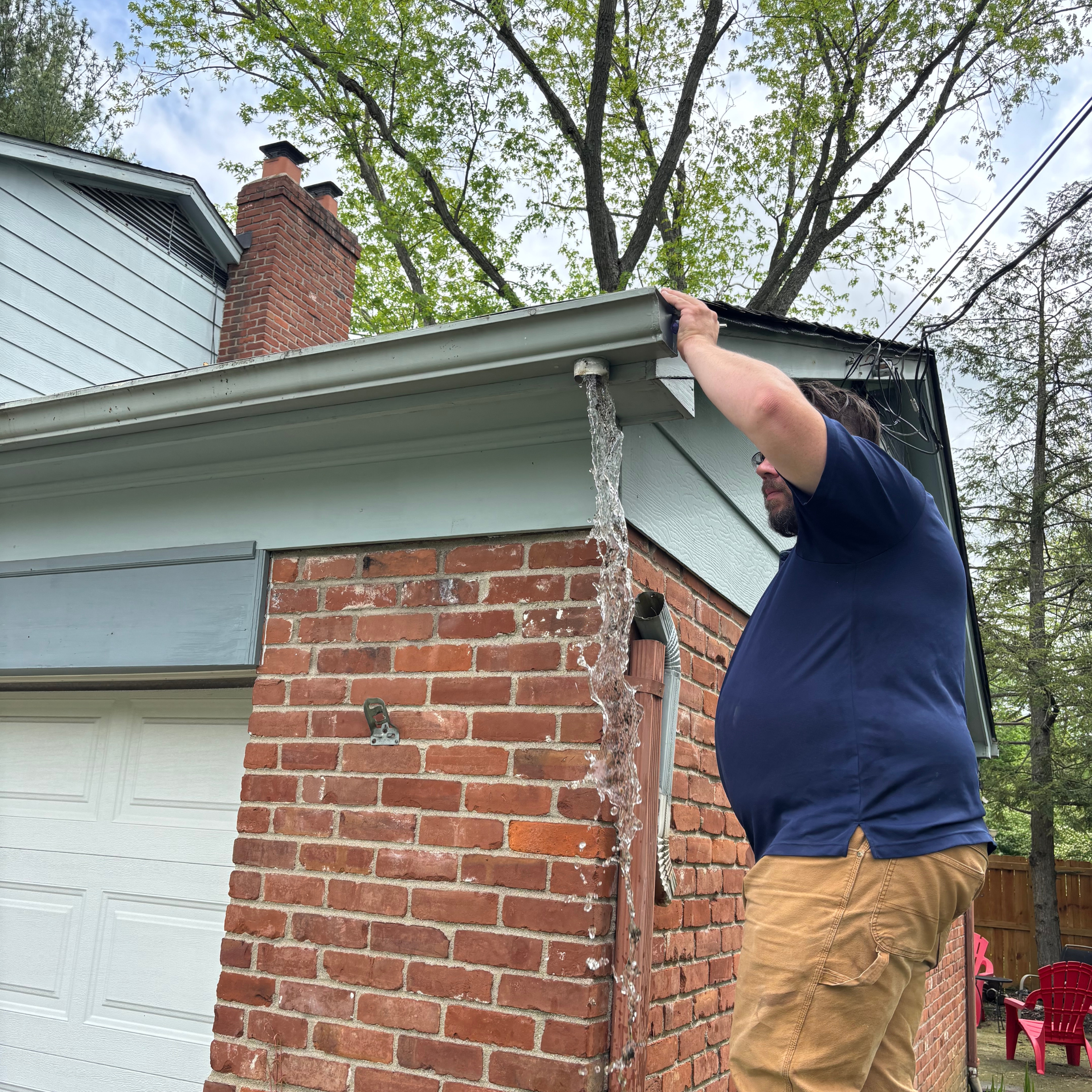 Overflowing gutter inspection