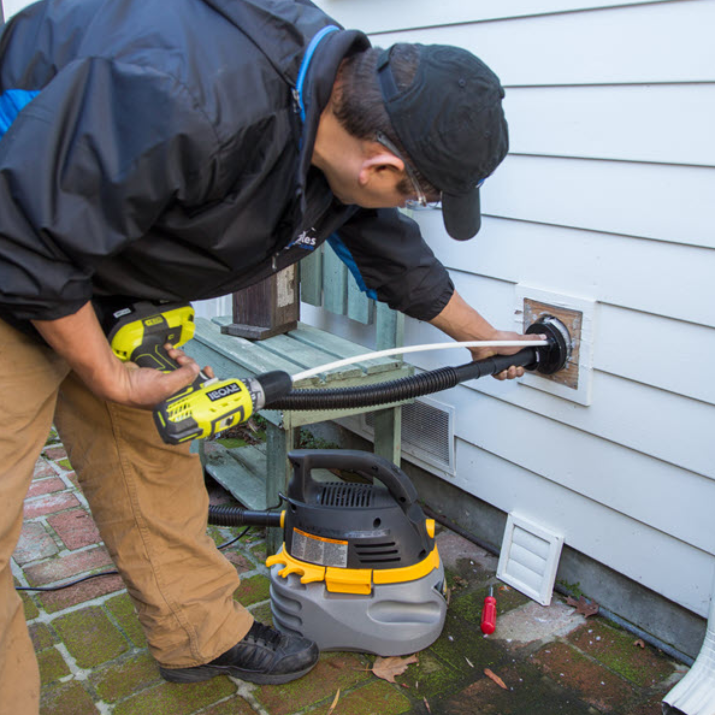 Window cleaning exterior
