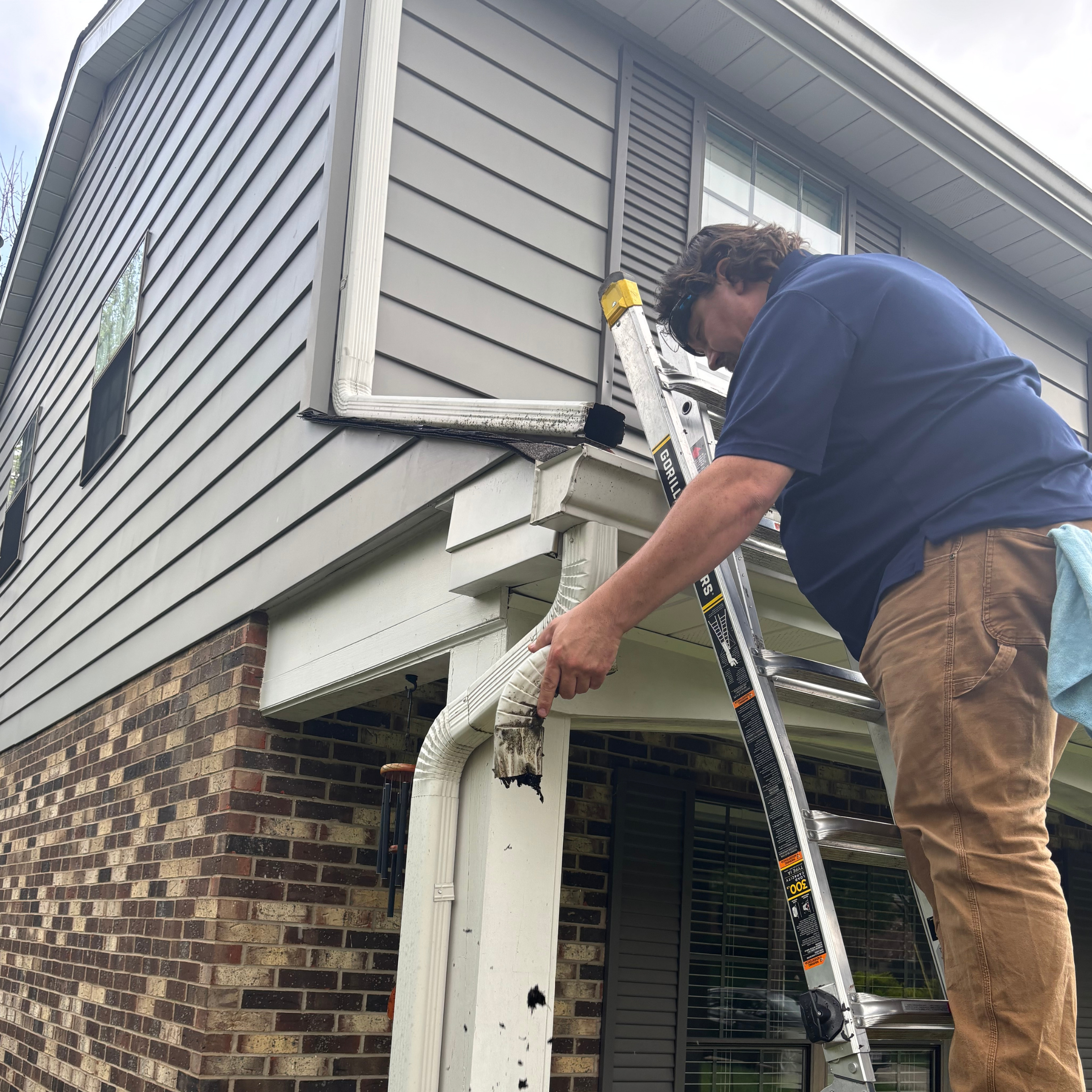 Overflowing gutter inspection