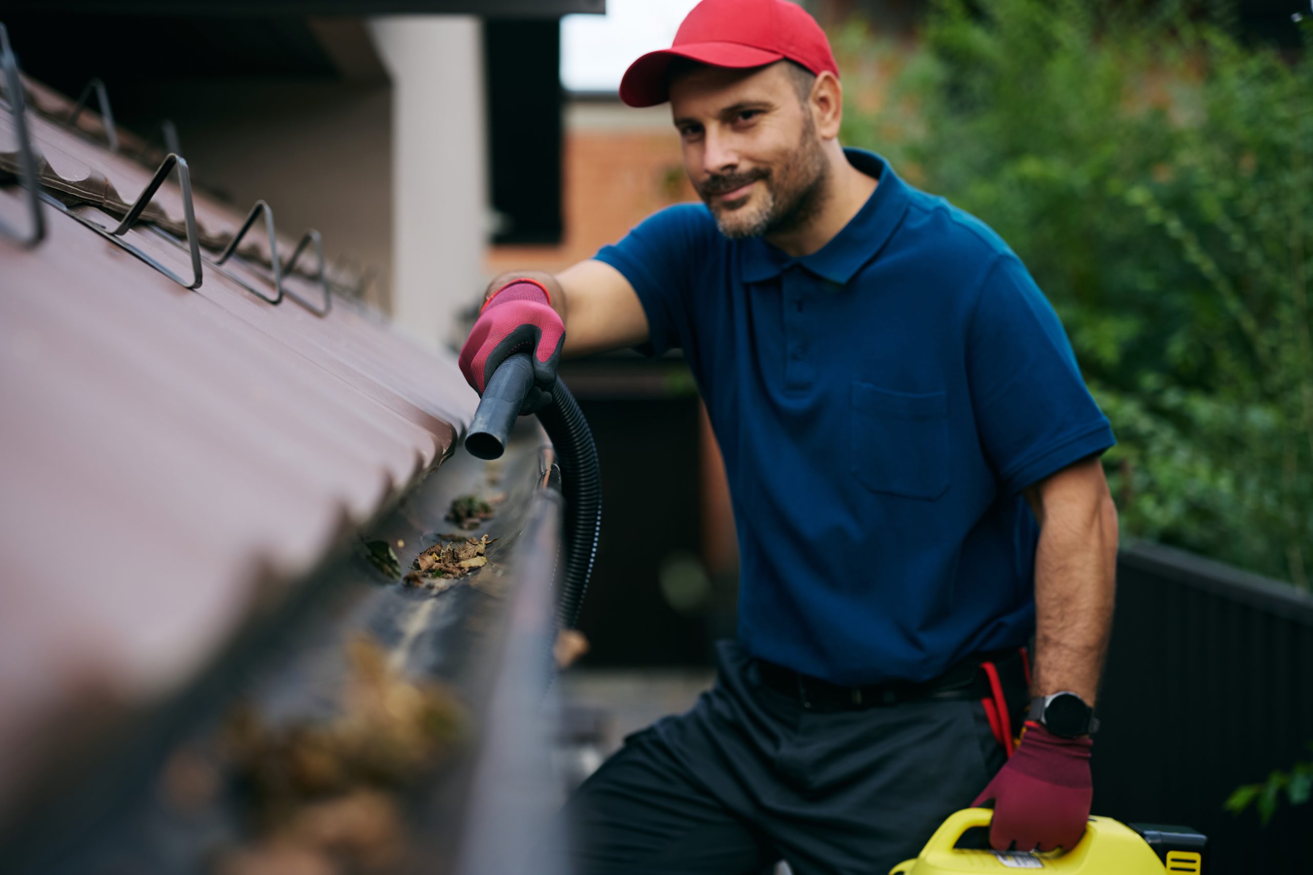 Why San Diego Homeowners Should Book Gutter Cleaning Now, Before the 2026 “Super El Niño” Hits