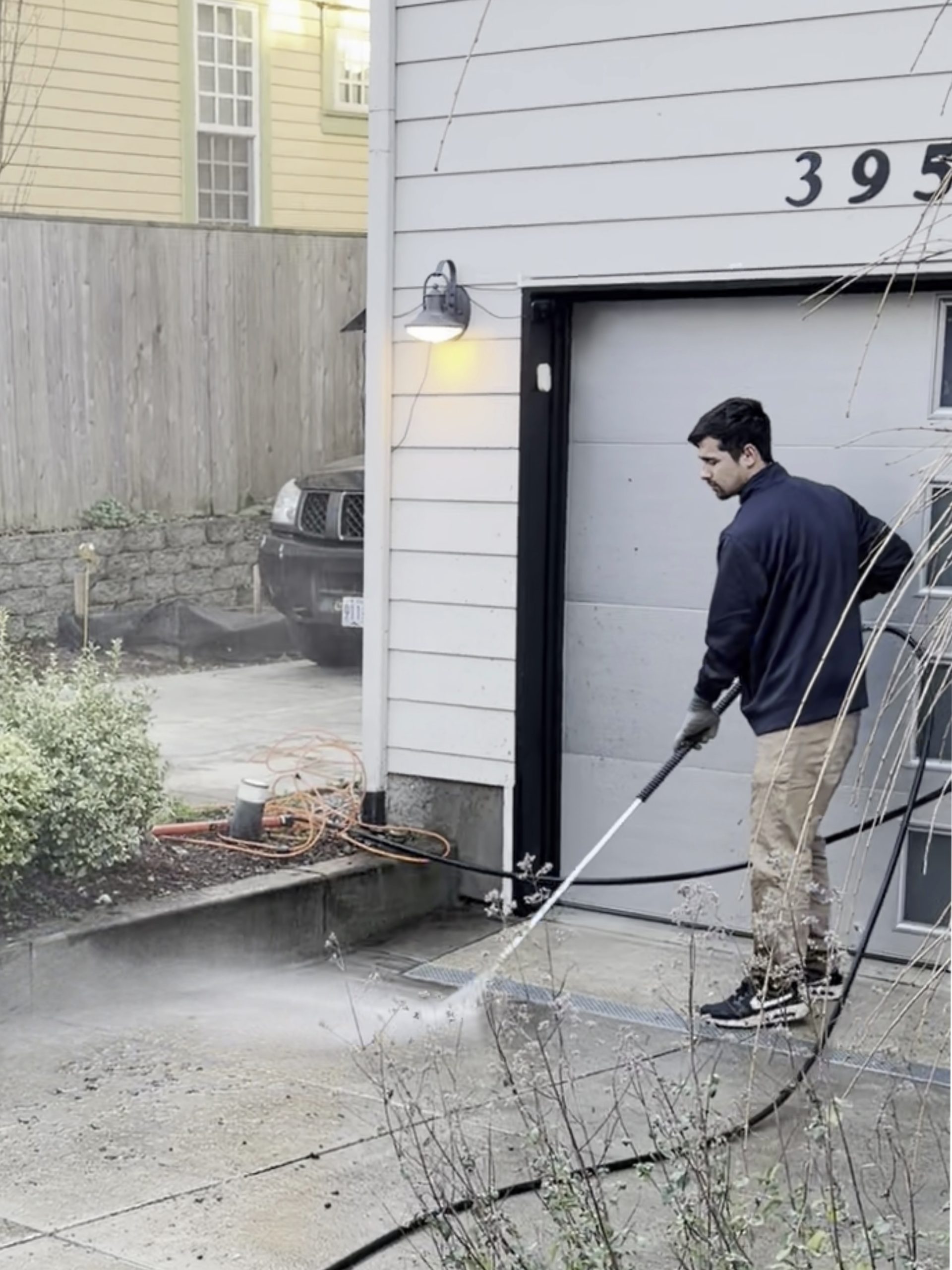 Pressure washing service